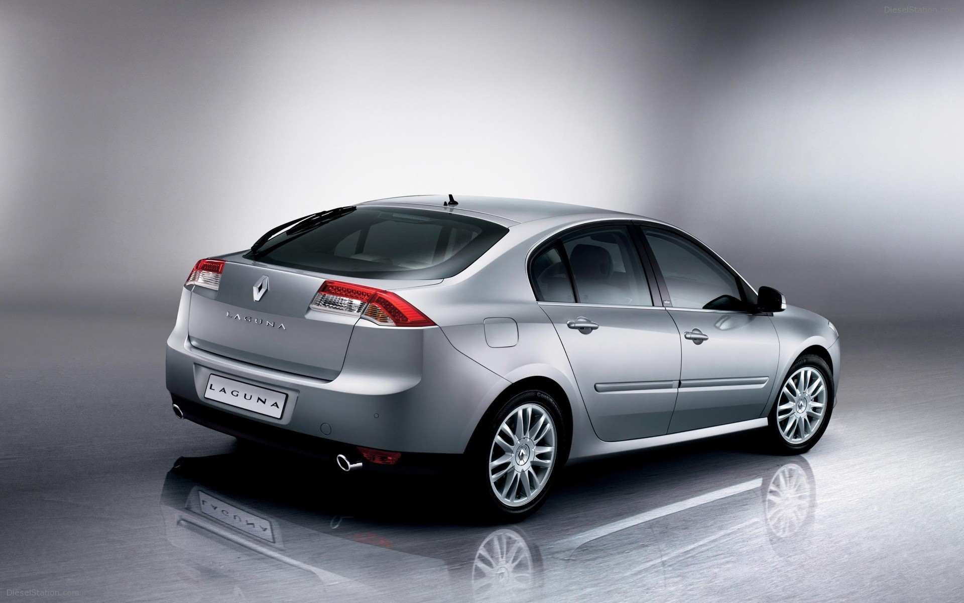 Update: Details emerge of the new Renault Laguna